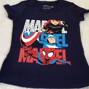 NWOT Girls size 6-6X marvel T-shirt
